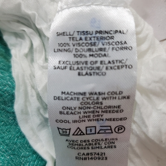 BOOKMARK MY CLOSET - Picture 8 of 8